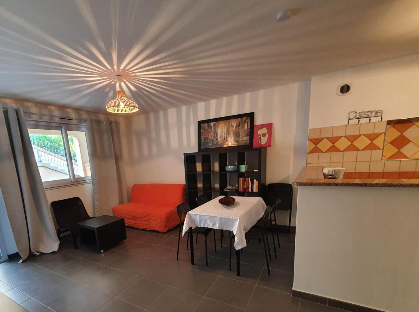 Location Saisonniere - Appartement T3 - Propriano プロプリアノ エクステリア 写真