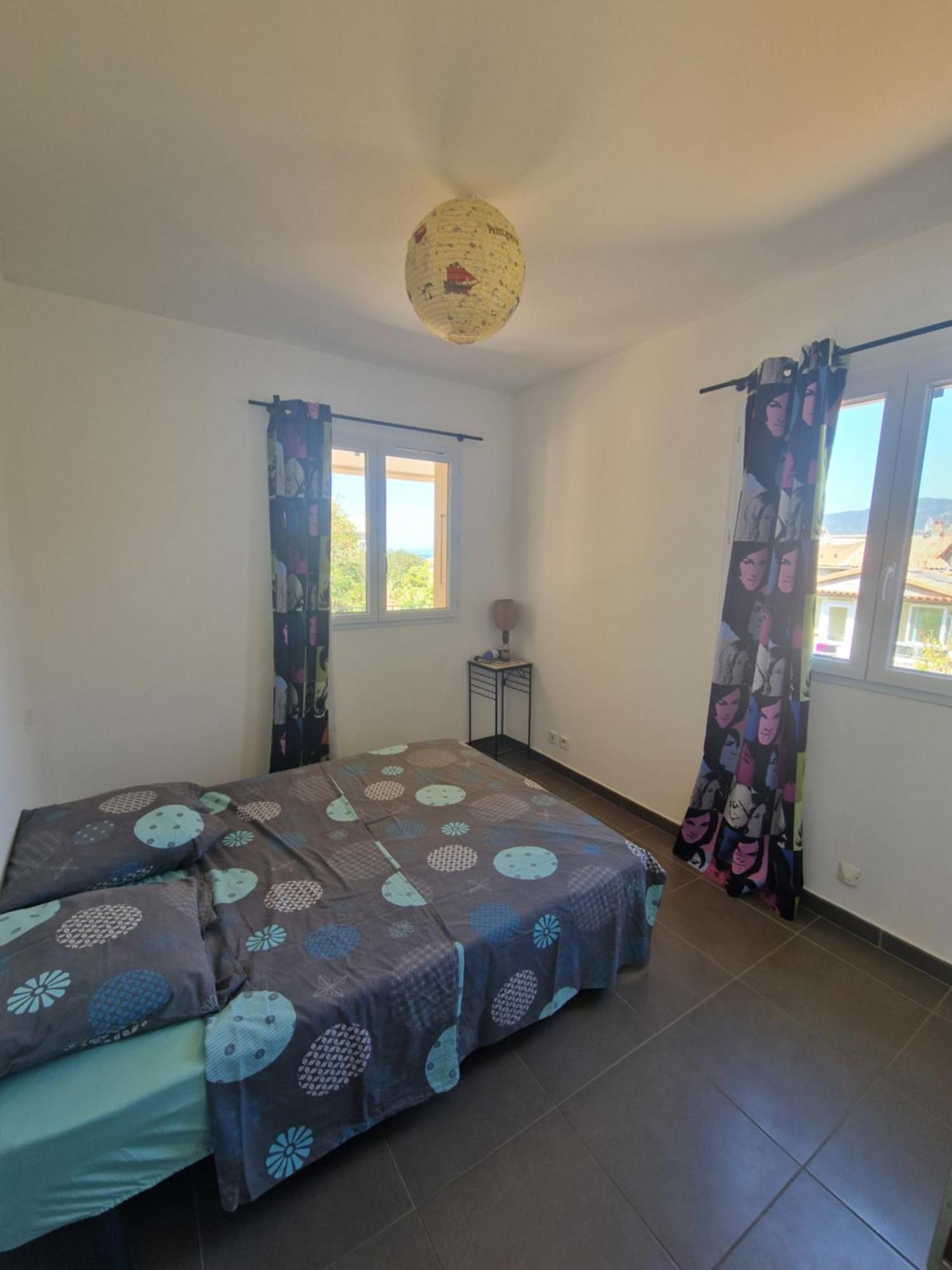 Location Saisonniere - Appartement T3 - Propriano プロプリアノ エクステリア 写真
